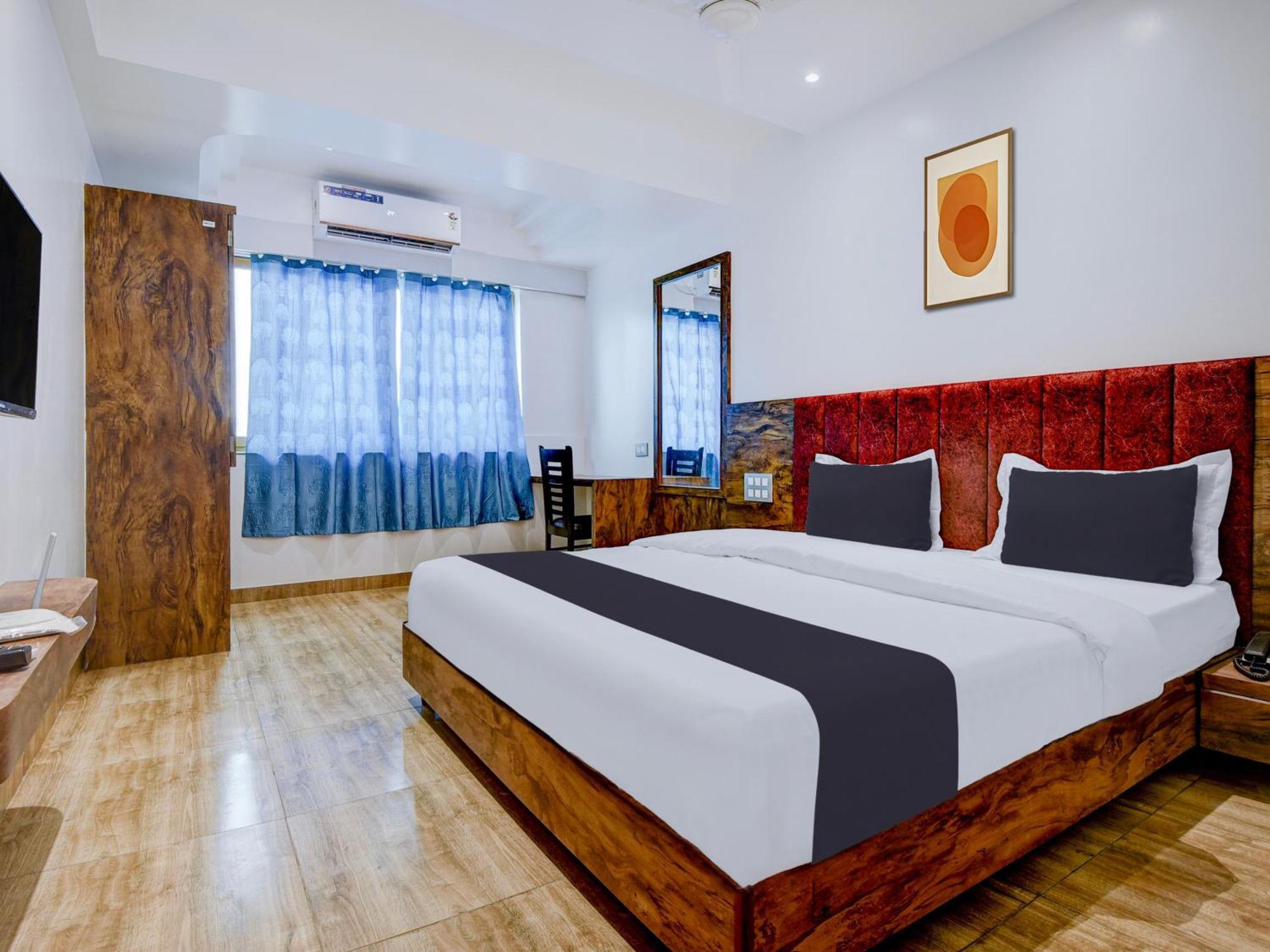 ホテル Townhouse Madgaon Raia エクステリア 写真